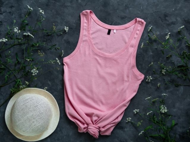 Mẫu áo thun tanktop màu hồng nữ tính